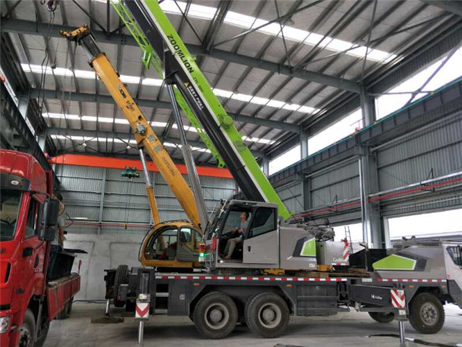 惠州市高空车出租需要注意哪些安全事项？